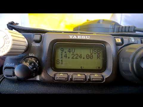 Yaesu FT-817ND Receiving JAPAN on the Beach #1